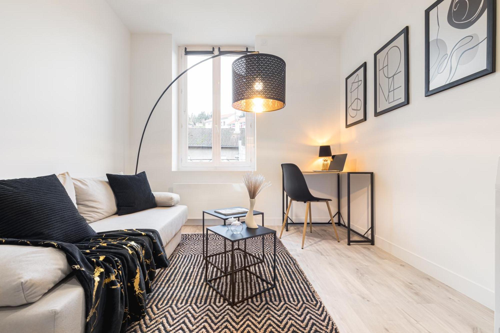 Cinema & Jacuzzi Aux Etoiles - Casabianca Suite Saint-Etienne  Dış mekan fotoğraf
